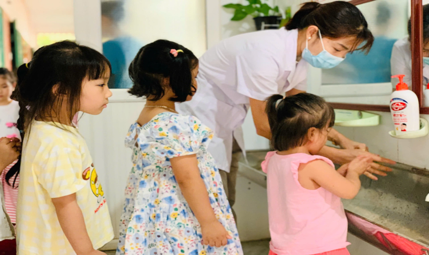 Chủ động kiểm soát bệnh tay chân miệng, bảo vệ sức khỏe trẻ em