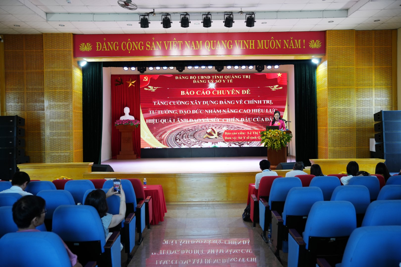 hoi_thi_bao_cao_vien_2.JPG