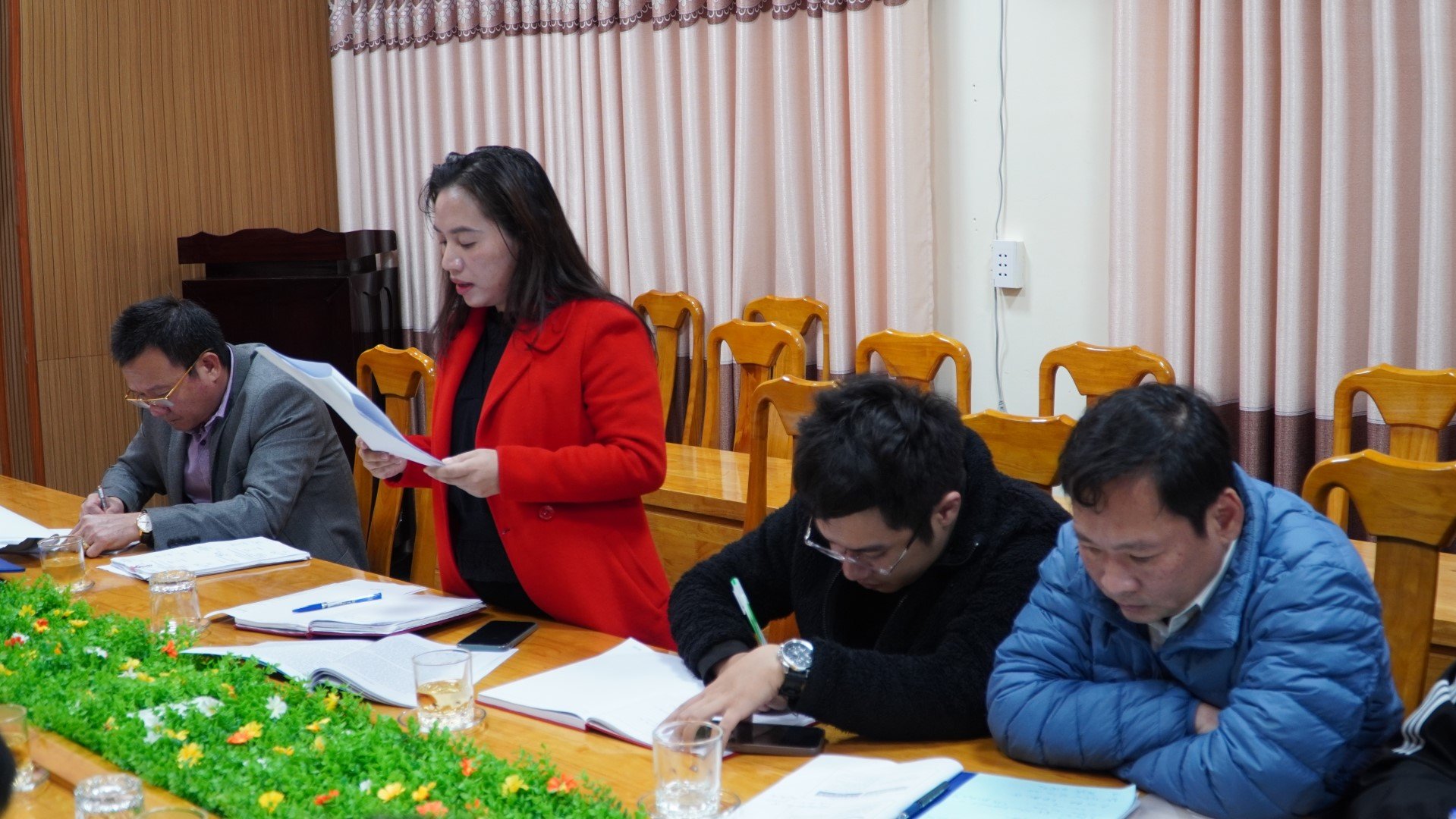 Bác sĩ CKII Nguyễn Huy Bổng Hồng Phản biện 2 tham gia ý kiến tại buổi đánh giá