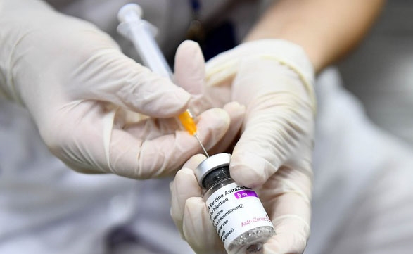 vaccine-astrazeneca-16510623745421589939175.jpeg